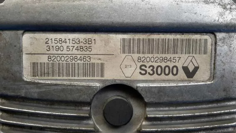 Centralita Motor Uce para Renault Megane Ii Berlina 5P