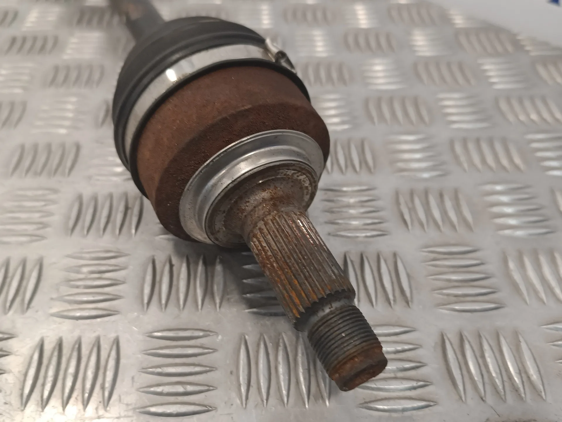 Transmision Delantera Izquierda para Honda Jazz (Gd1/5)