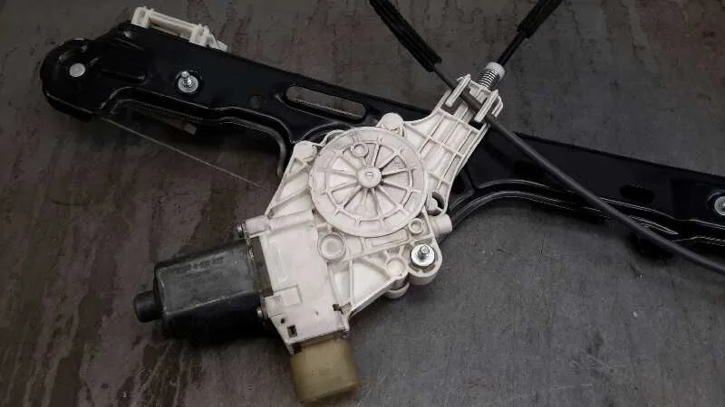 Elevalunas Delantero Izquierdo para Bmw Serie 1 Berlina (E81/E87)