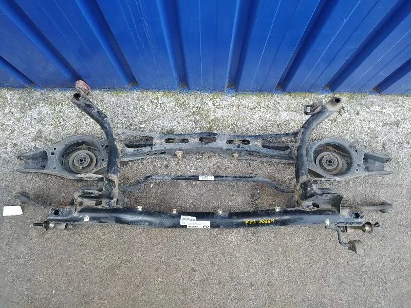 Puente Trasero para Volkswagen Golf Vi (5K1)