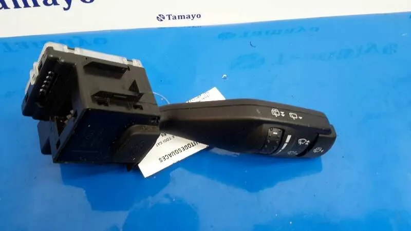 Mando Limpia para Ford Focus Berlina (Cap)