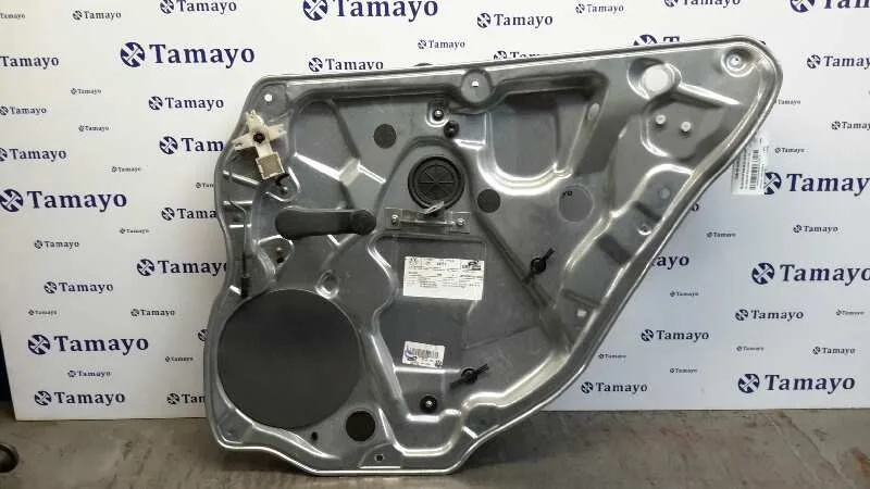 Elevalunas Trasero Derecho para Volkswagen Polo (9N1)
