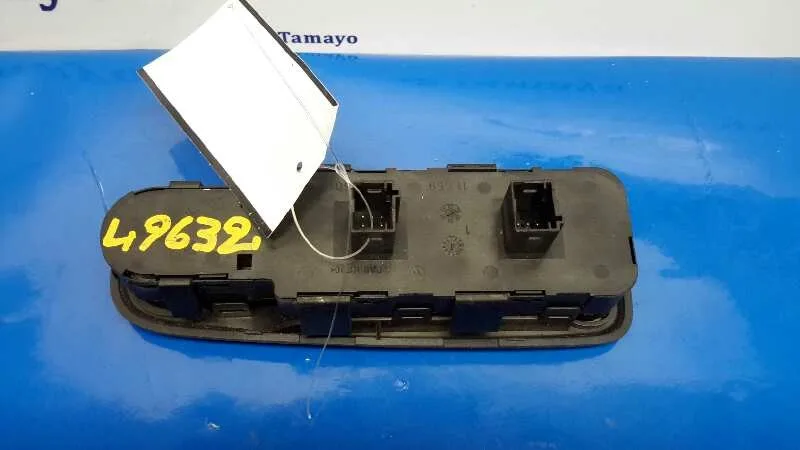 Mando Elevalunas Delantero Izquierdo para Citroën C4 Picasso