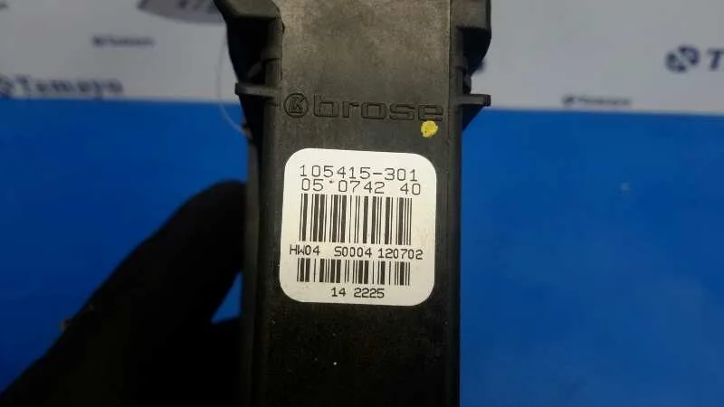 Motor Elevalunas Delantero Derecho para Volkswagen Passat Berlina (3B3)