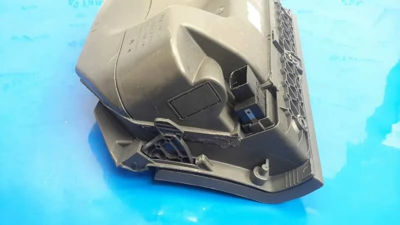 Guantera para Volkswagen Polo (9N3)