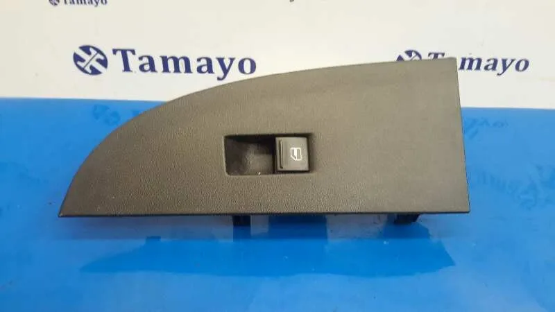 Mando Elevalunas Delantero Derecho para Seat Leon (1P1)