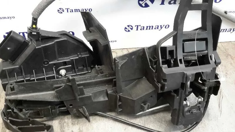 Cerradura Puerta Delantera Izquierda para Ford Focus Lim. (Cb8)