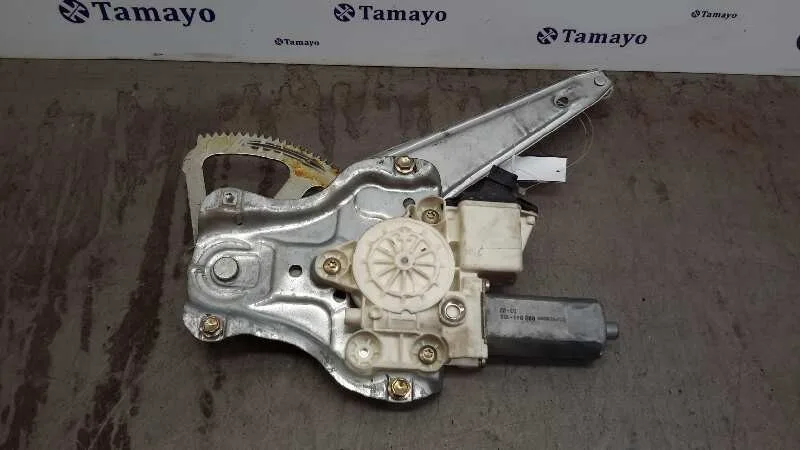 Elevalunas Trasero Izquierdo para Toyota Corolla (E12)