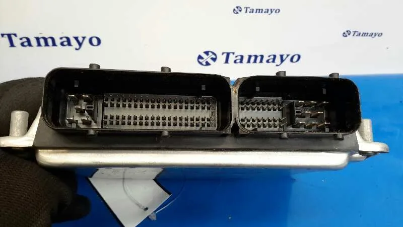 Centralita Motor Uce para Audi A4 Berlina (8E)
