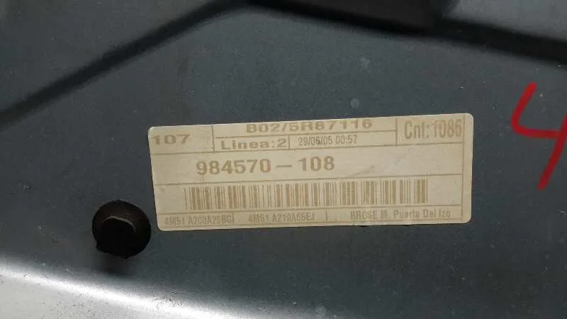 Elevalunas Delantero Izquierdo para Ford Focus Berlina (Cap)