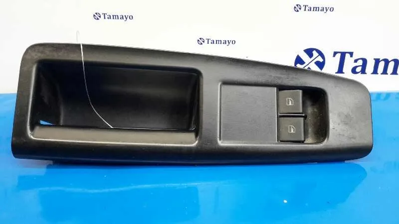 Mando Elevalunas Delantero Izquierdo para Volkswagen Polo (9N1)
