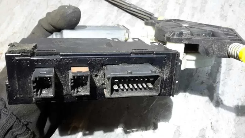 Elevalunas Delantero Derecho para Citroën C8