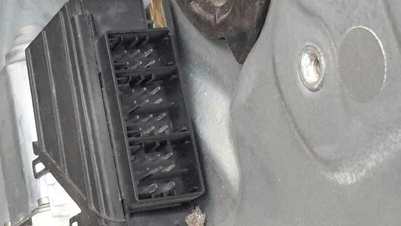 Elevalunas Delantero Derecho para Seat Ibiza (6L1)