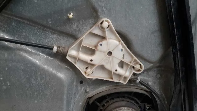 Elevalunas Delantero Derecho para Seat Ibiza (6L1)