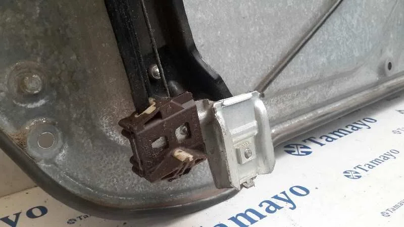Elevalunas Delantero Derecho para Seat Ibiza (6L1)