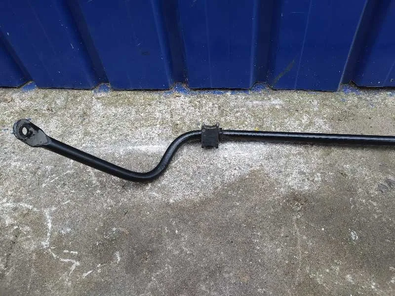 Barra Estabilizadora Delantera para Ford Transit Caja Cerrada '06