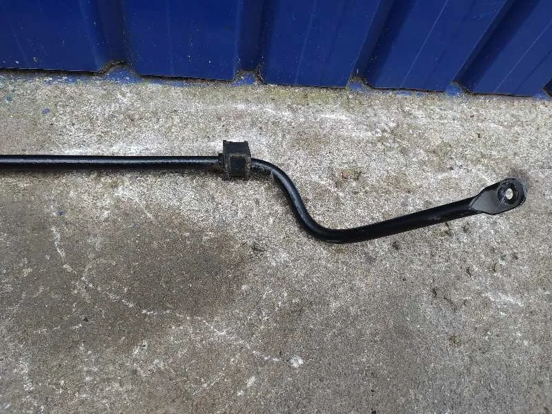 Barra Estabilizadora Delantera para Ford Transit Caja Cerrada '06