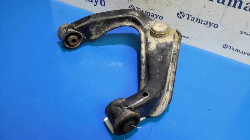 Brazo Suspension Superior Delantero Derecho para Nissan Navara Pick-Up (D40M)