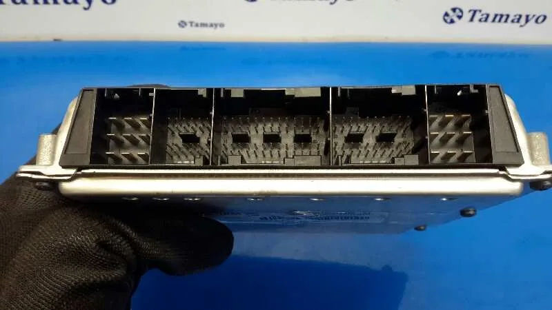 Centralita Motor Uce para Mercedes-Benz Vaneo (W414) Furgoneta Compacta
