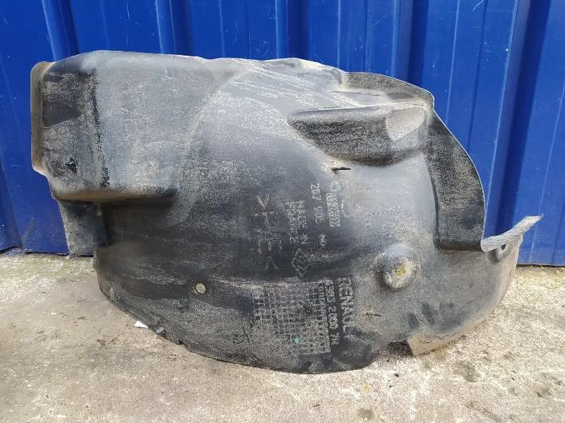 Plastico Paso Rueda Delantero Derecho para Renault Master Kasten