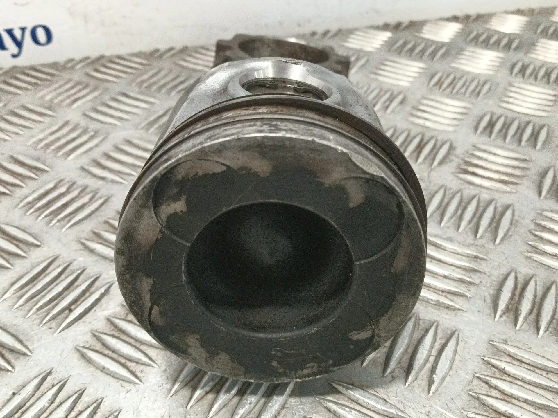 Piston para Mercedes-Benz Sprinter (W901,W904) Caja Cerr.