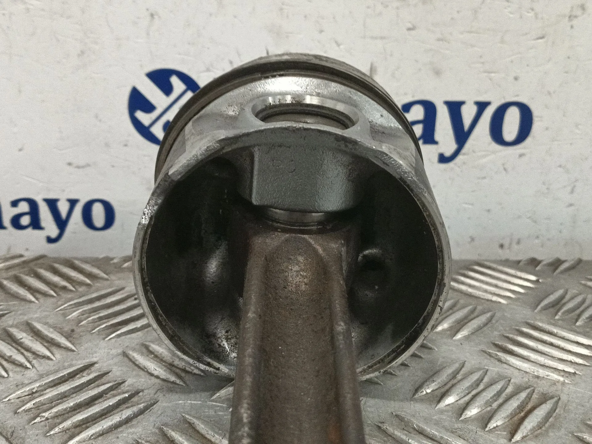 Piston para Mercedes-Benz Sprinter (W901,W904) Caja Cerr.