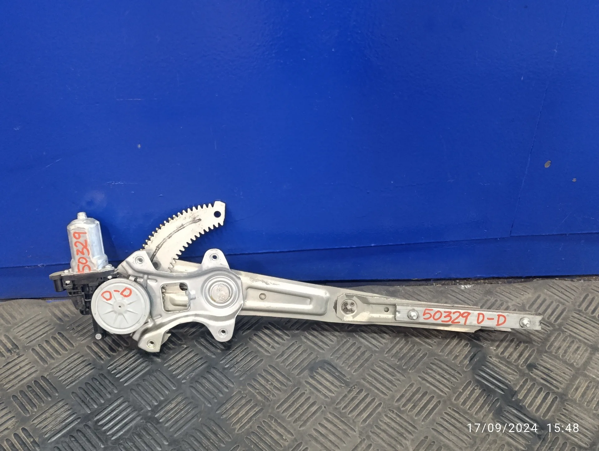 Elevalunas Delantero Derecho para Subaru Justy J13
