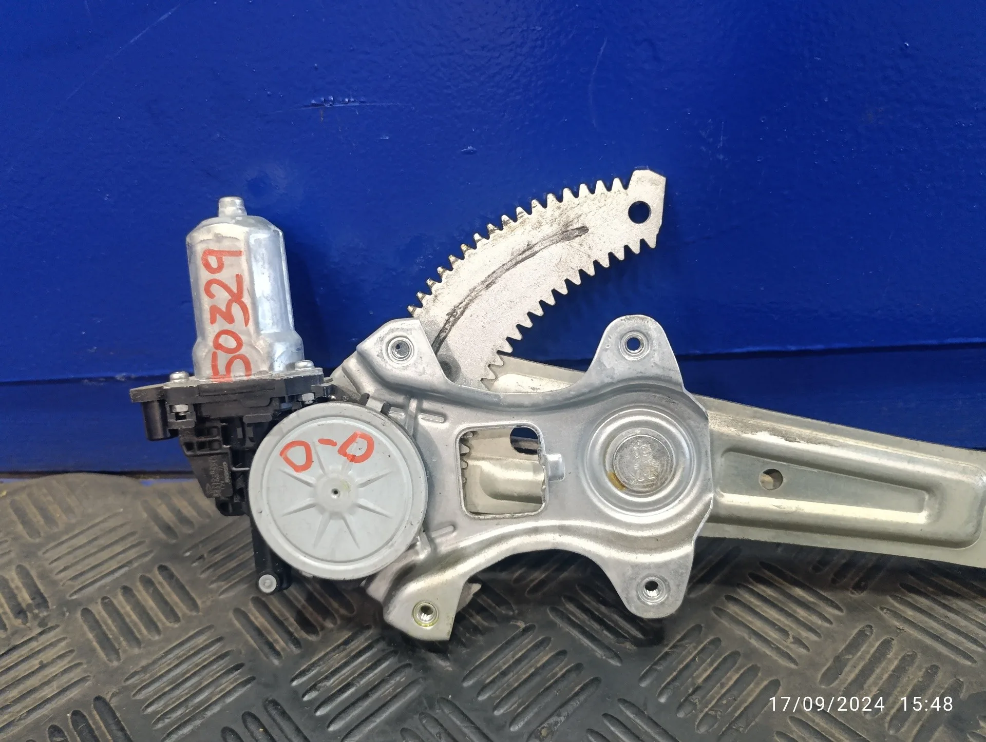 Elevalunas Delantero Derecho para Subaru Justy J13