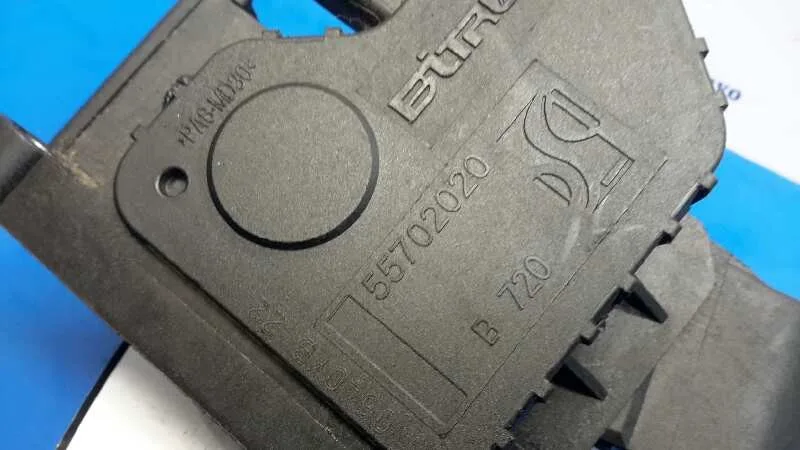 Potenciometro Acelerador para Opel Corsa D