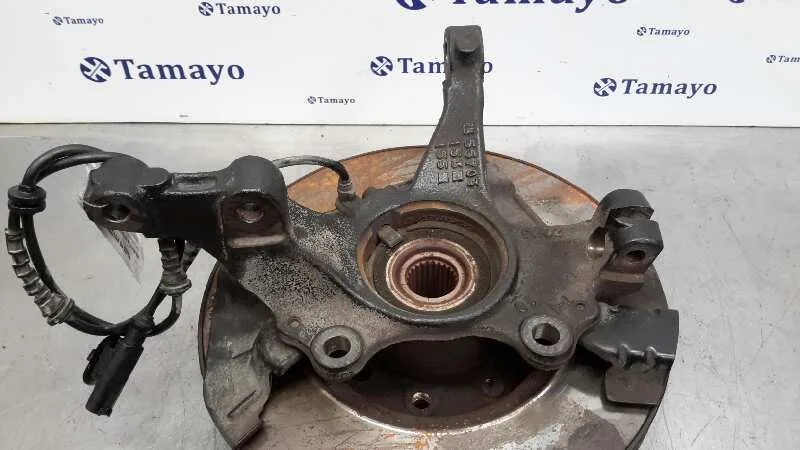 Mangueta Delantera Derecha para Opel Corsa D