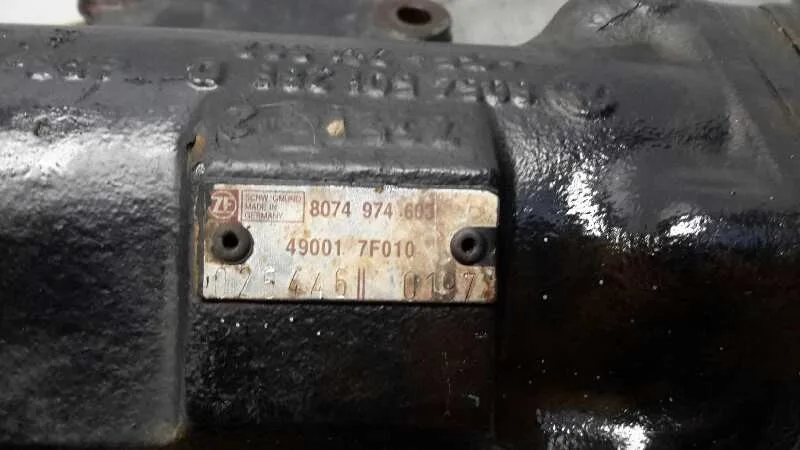 Caja Direccion para Nissan Terrano/Terrano.ii (R20)