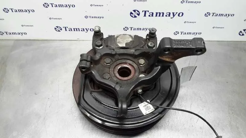 Mangueta Delantera Derecha para Nissan Pulsar (C13)