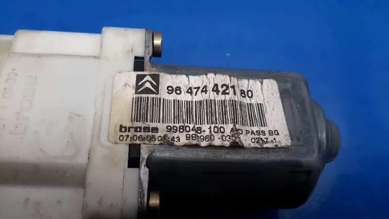 Motor Elevalunas Delantero Derecho para Citroën C4 Coupe