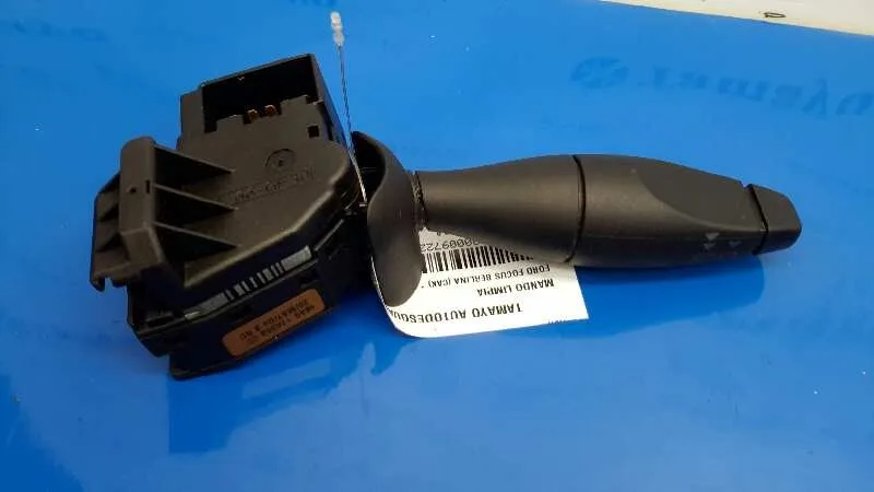 Mando Limpia para Ford Focus Berlina (Cak)