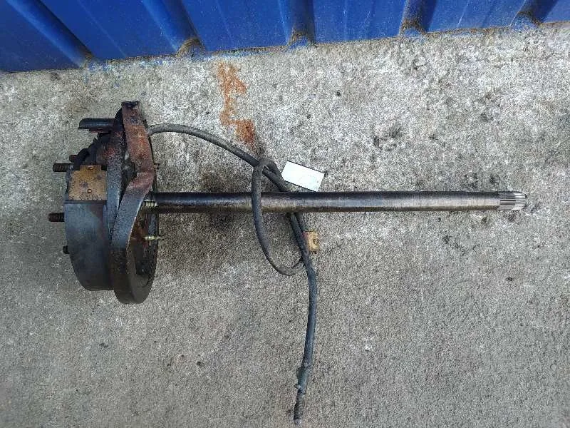 Transmision Trasera Derecha para Ford Maverick (Ml)