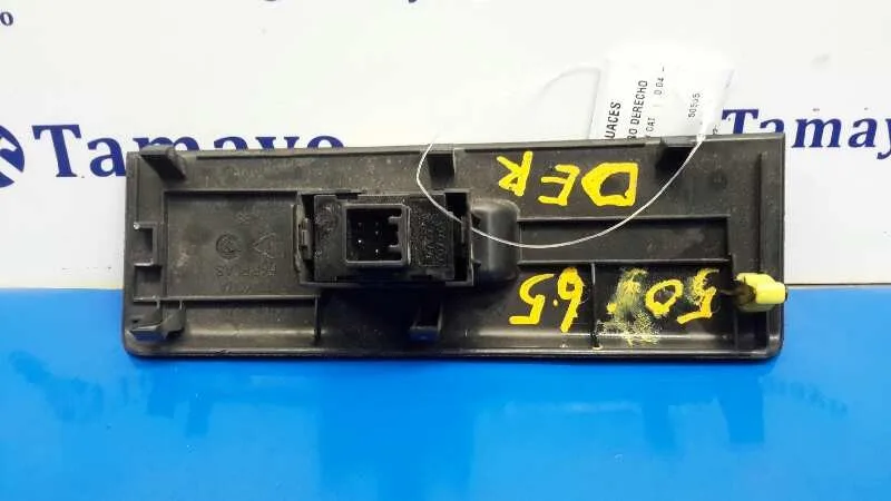 Mando Elevalunas Delantero Derecho para Toyota Corolla Verso (R1)