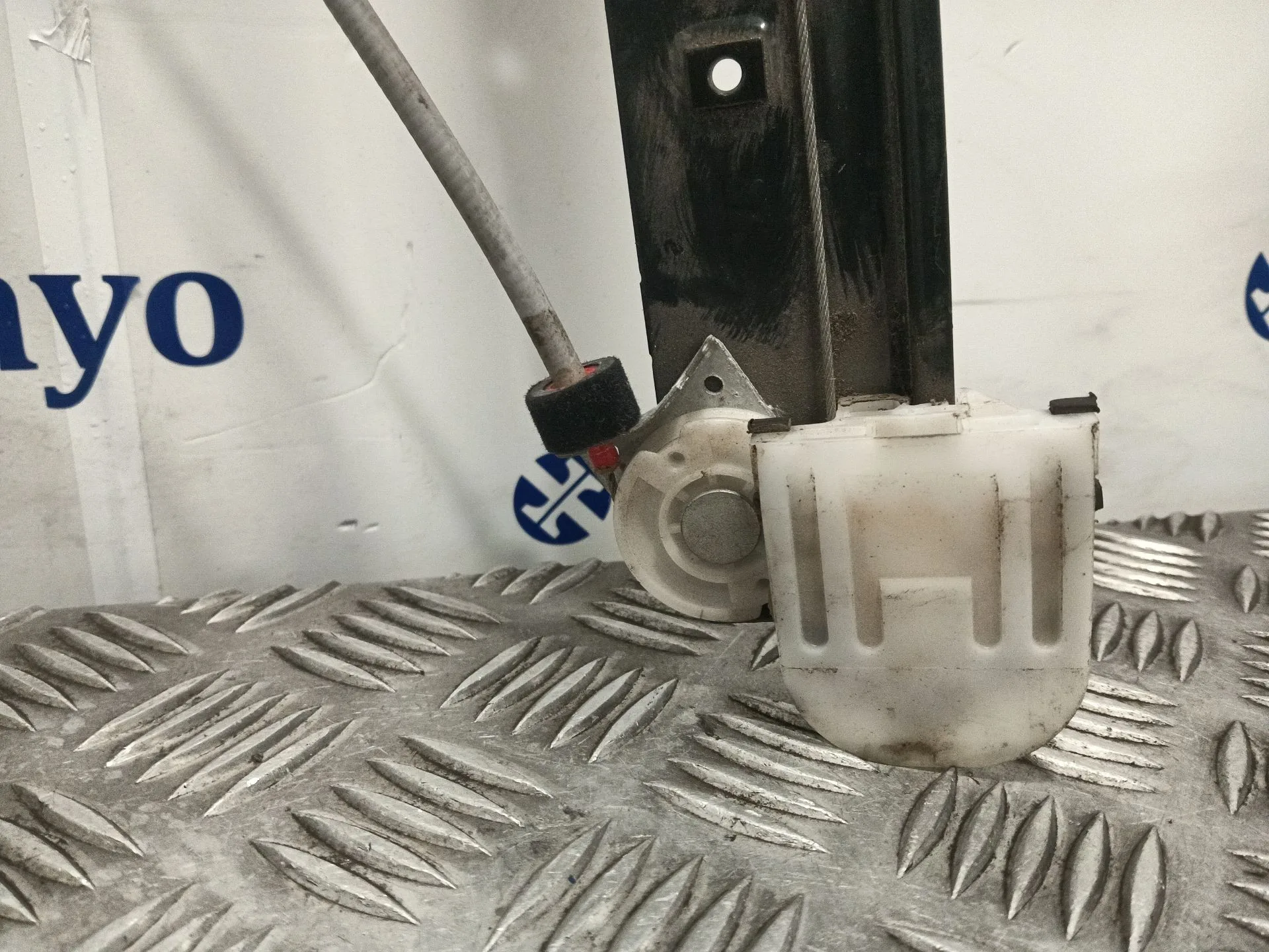 Elevalunas Delantero Derecho para Ford Mondeo Sportbreak (Ca2)