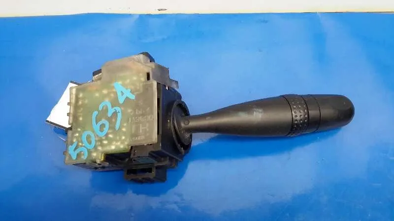 Mando Limpia para Toyota Corolla (E12)
