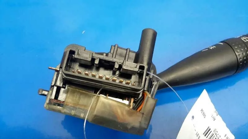 Mando Limpia para Toyota Corolla (E12)