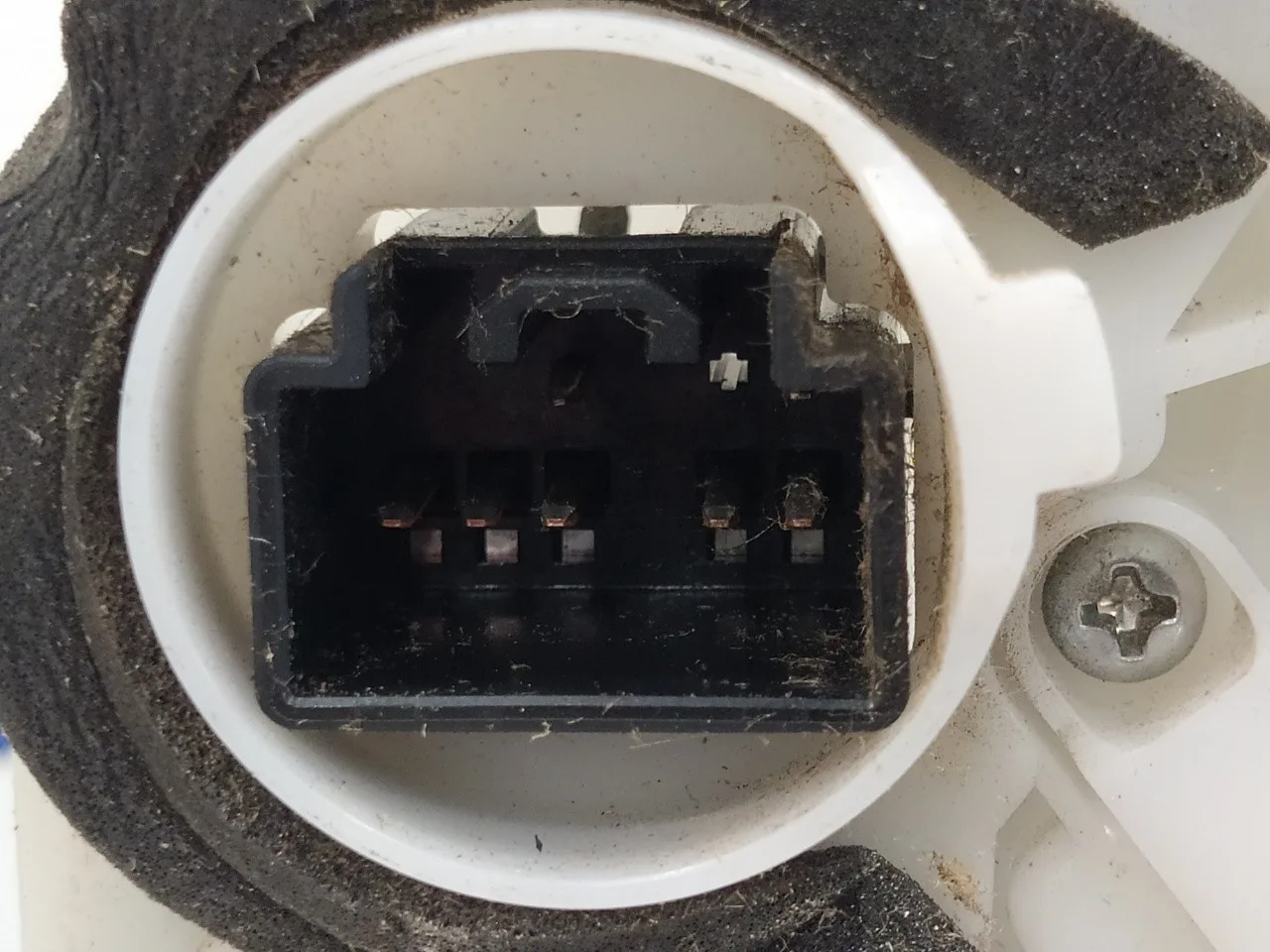 Cerradura Puerta Delantera Izquierda para Mazda 3 Lim. (Bl)