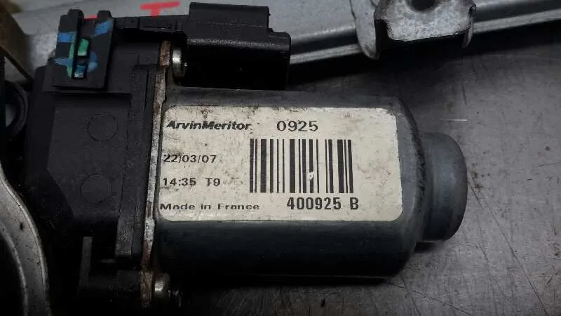 Elevalunas Delantero Izquierdo para Nissan Note (E11E)