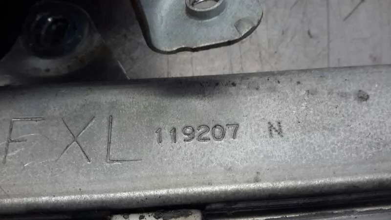 Elevalunas Delantero Izquierdo para Nissan Note (E11E)