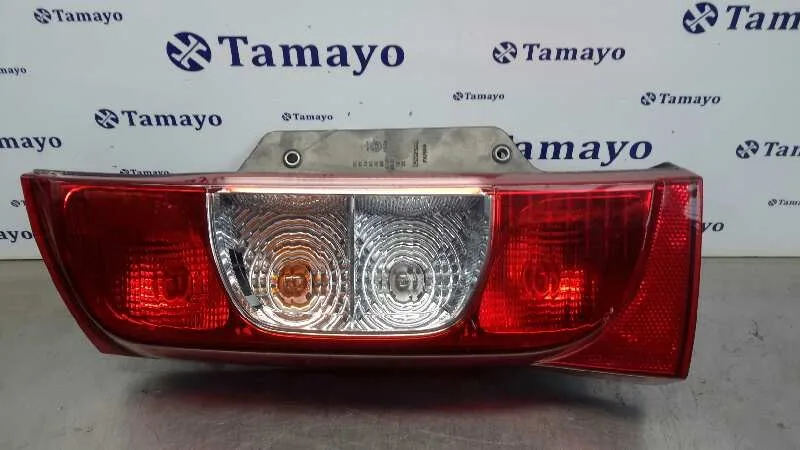 Piloto Trasero Izquierdo para Peugeot Bipper