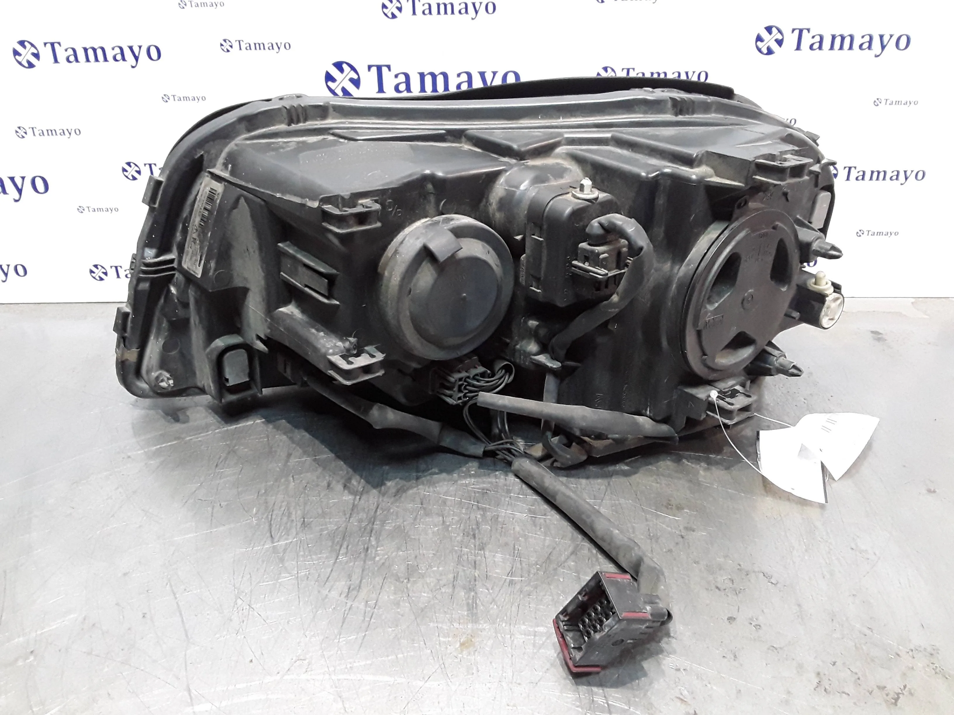Faro Derecho para Volvo Xc90