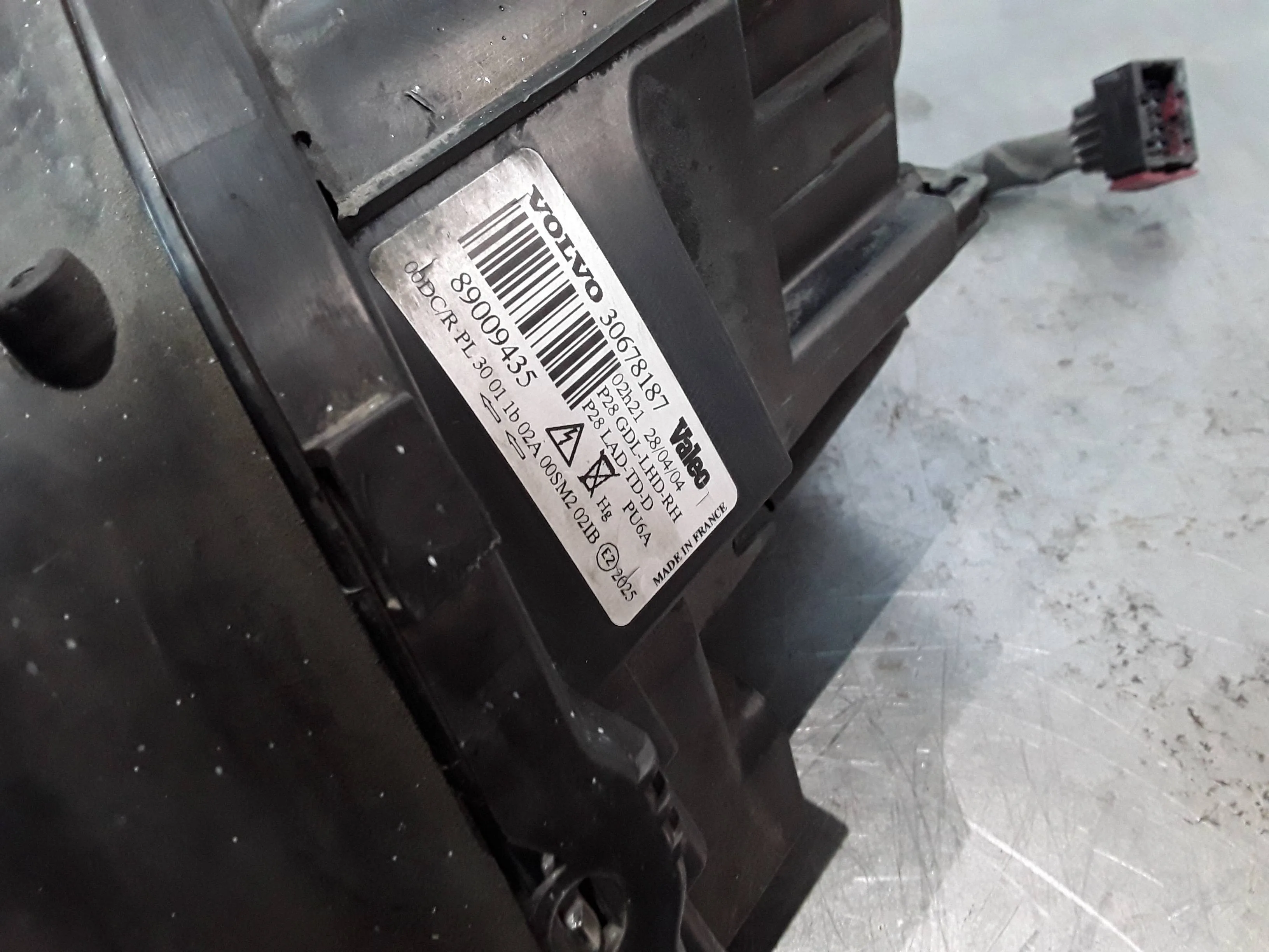 Faro Derecho para Volvo Xc90