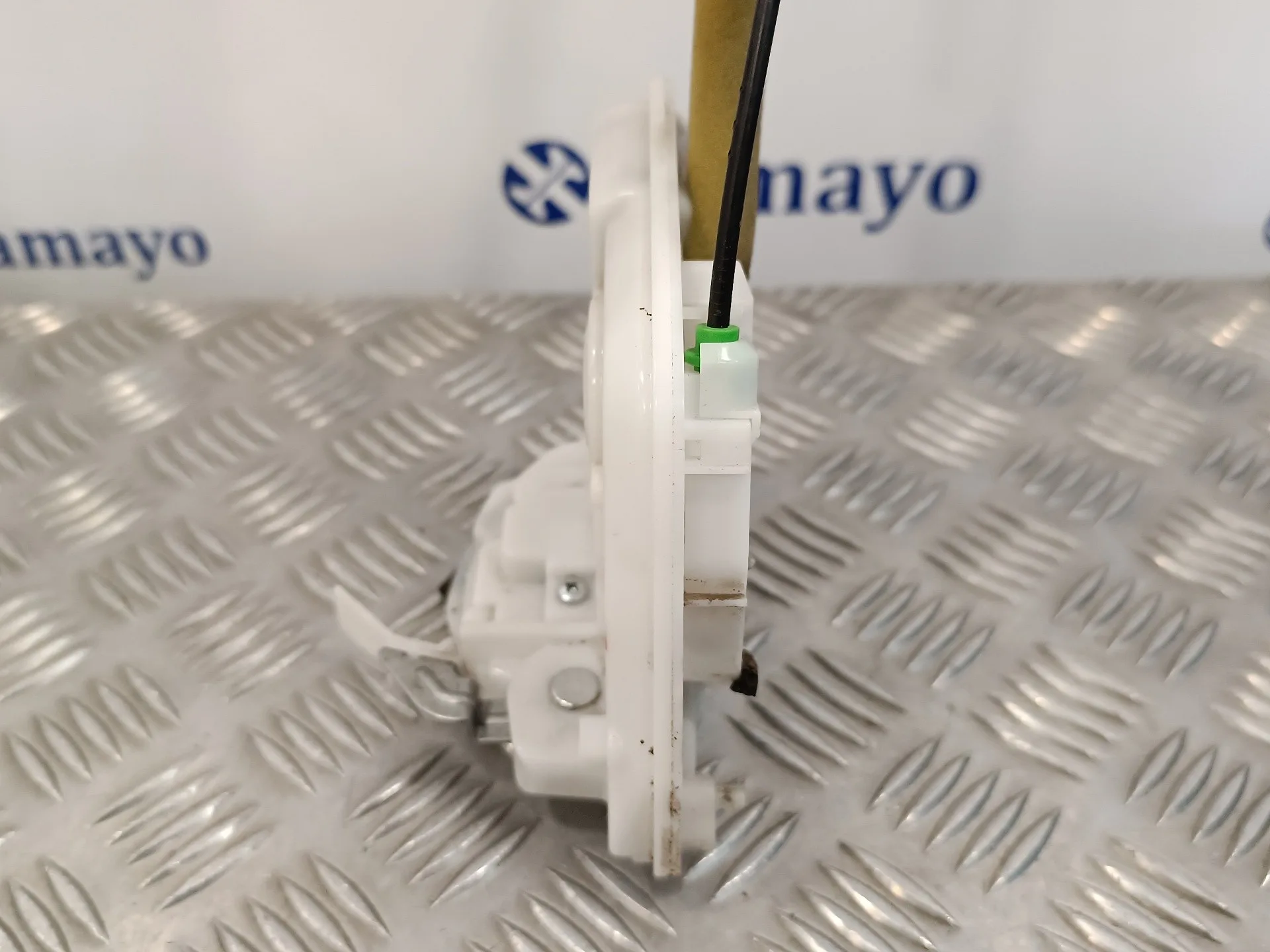 Cerradura Puerta Trasera Derecha para Mazda 3 Lim. (Bl)