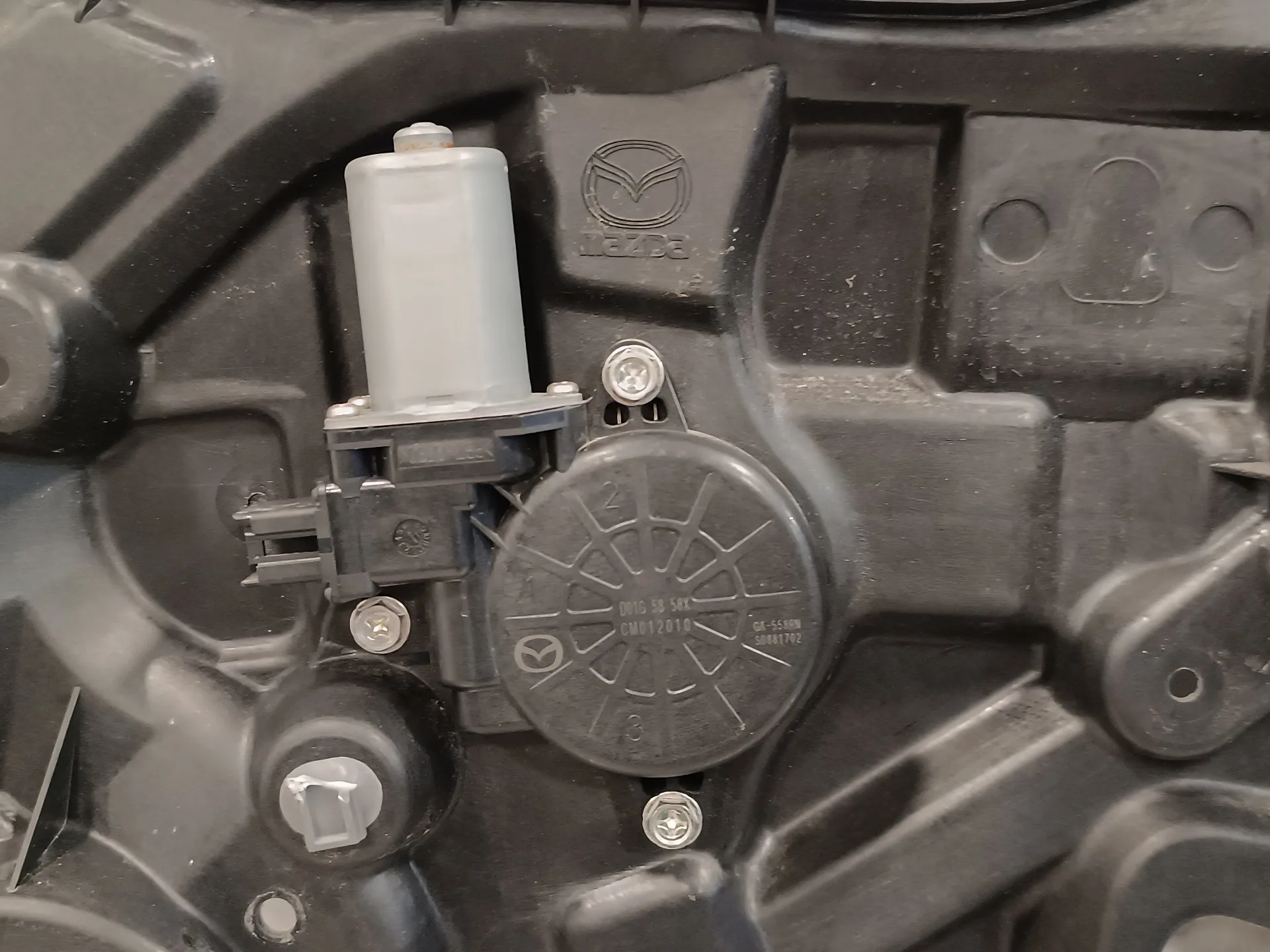 Elevalunas Delantero Derecho para Mazda 3 Lim. (Bl)