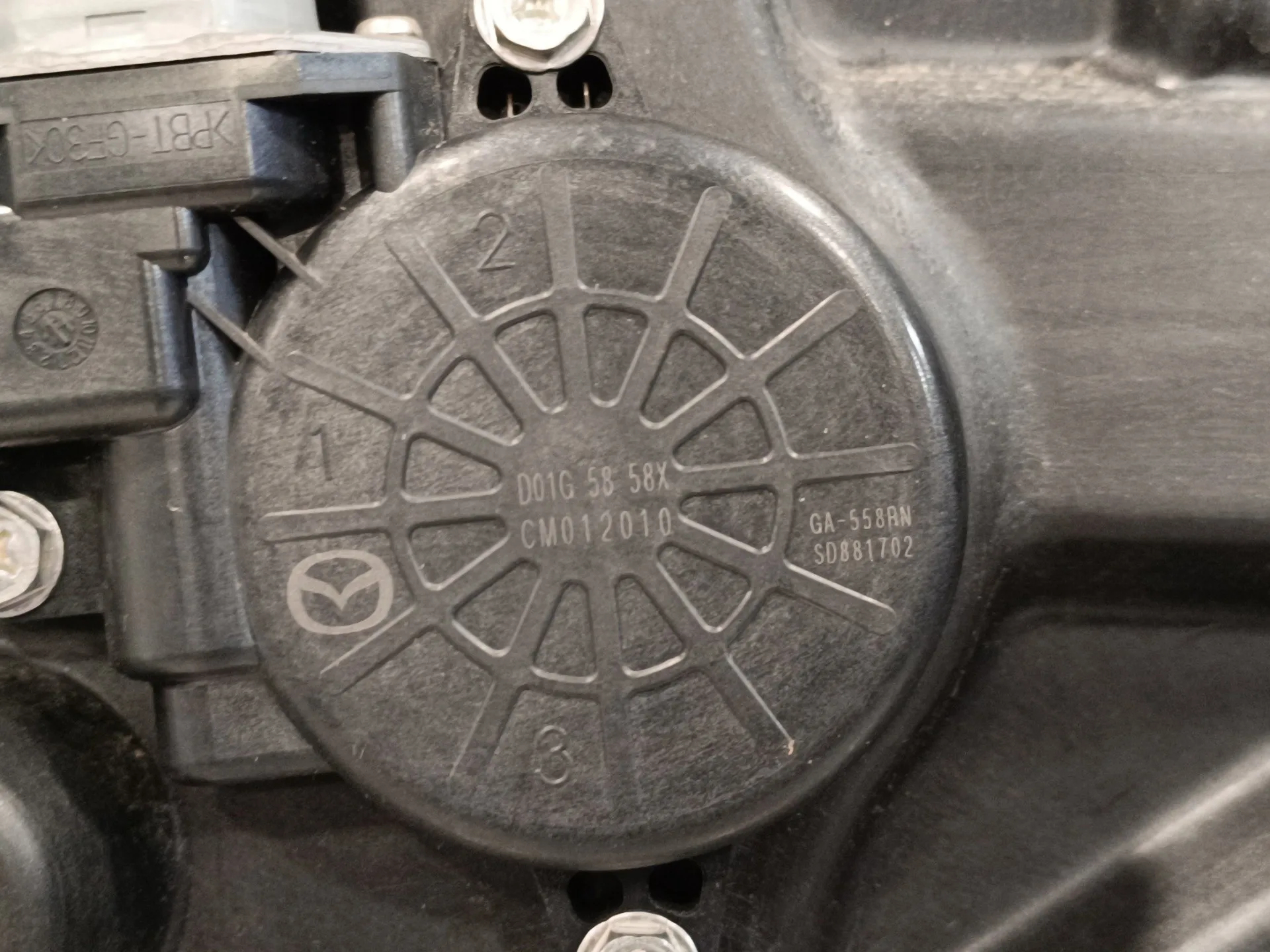 Elevalunas Delantero Derecho para Mazda 3 Lim. (Bl)