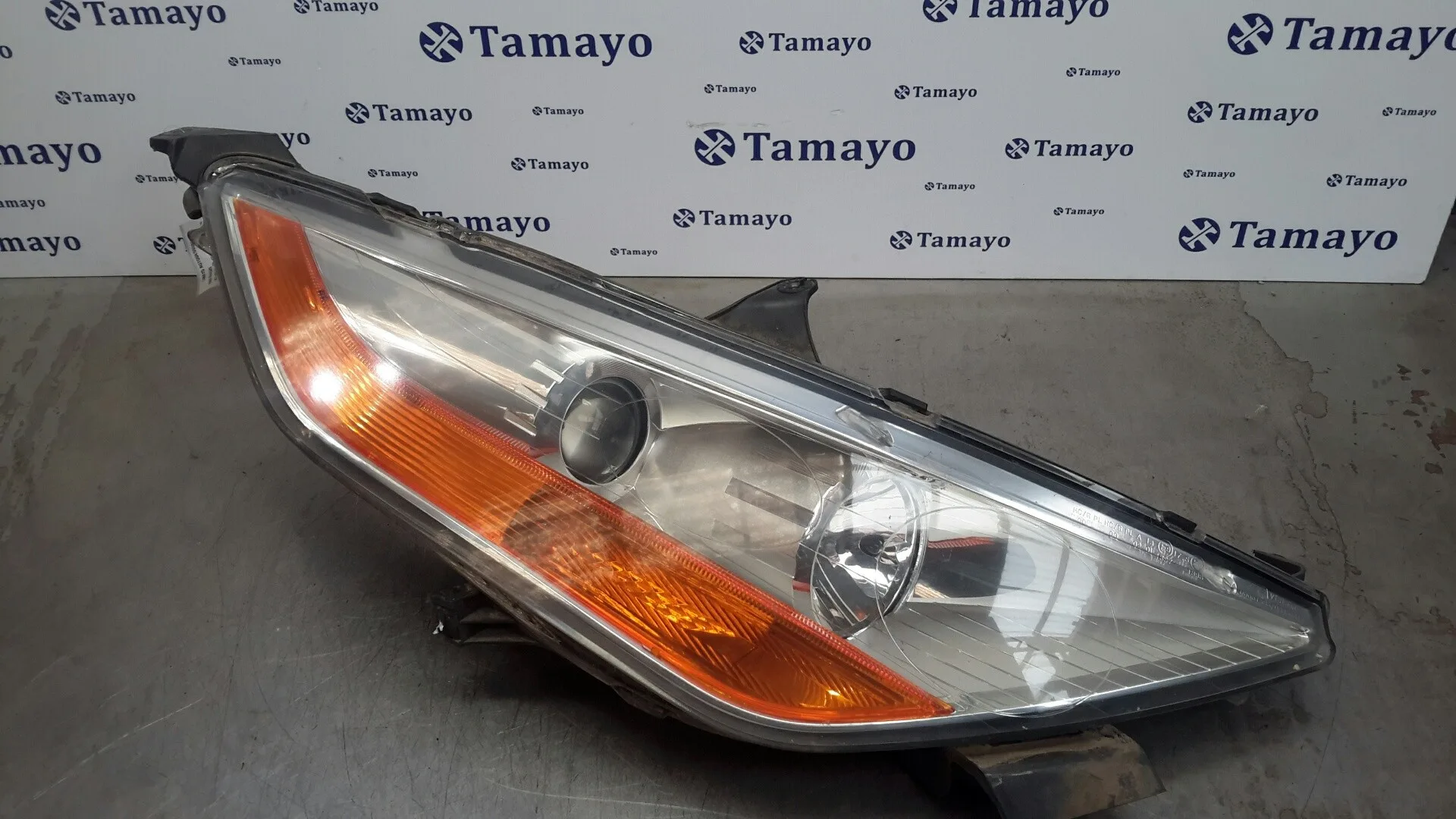 Faro Derecho para Tata Aria 4X4