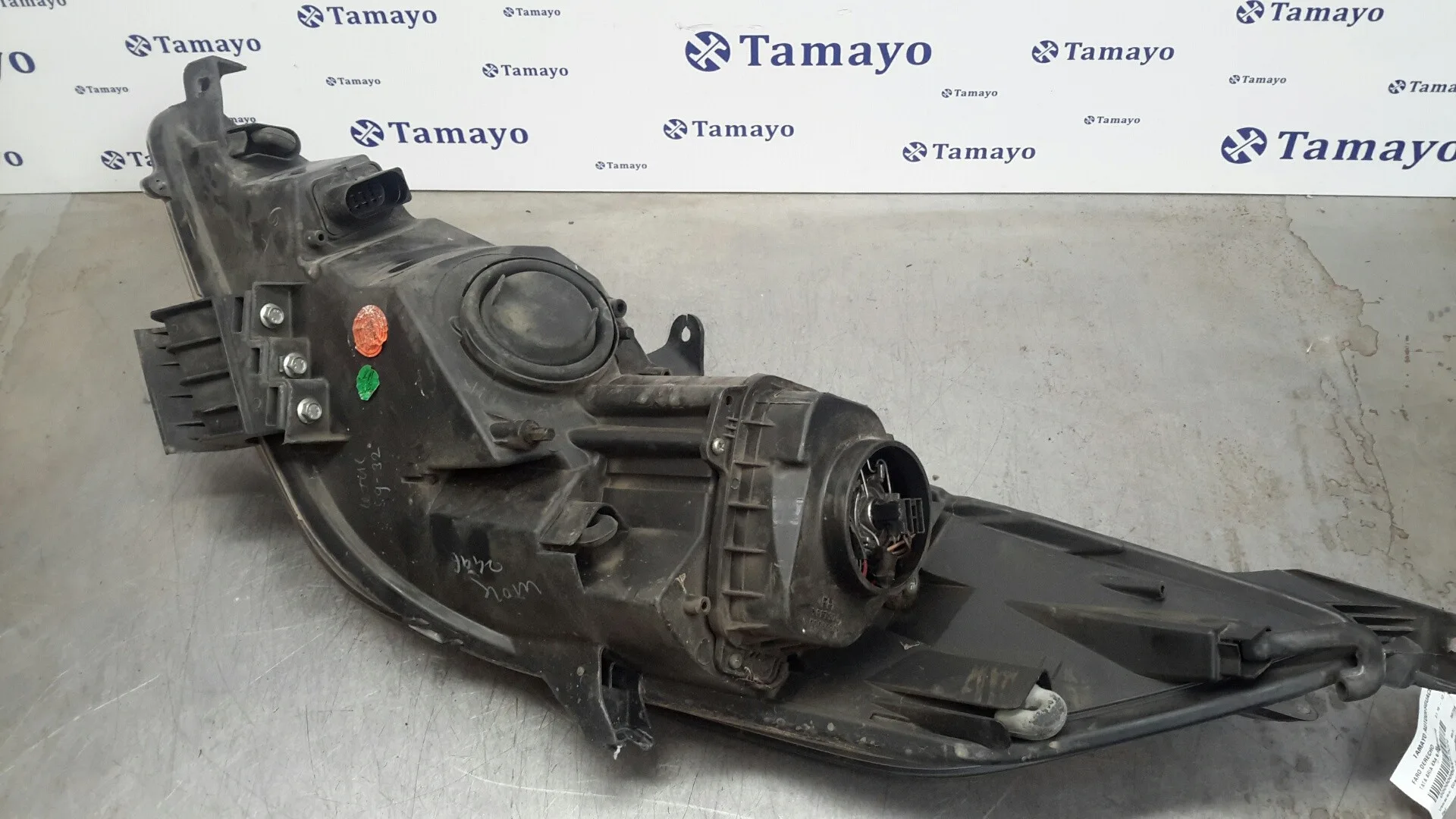 Faro Derecho para Tata Aria 4X4